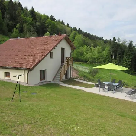 Holiday home Maison Renovee Confortable, Superbe Vue, Animaux Admis - Fr-1-589-161 Gerbamont